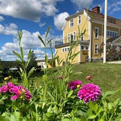 Uskavigården, Nora öppettider