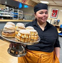 Hörnefors Vägkrog, öppettider