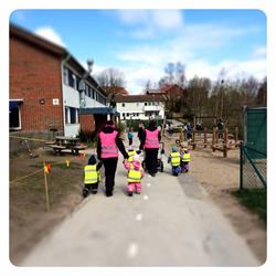 Orust Montessoriskola, Henån öppettider