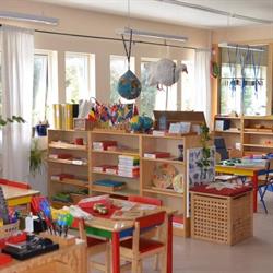 Montessoriskolan i Höganäs AB, öppettider