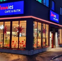 Jennies Cafe & Butik, Örebro öppettider