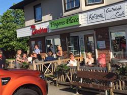 Trogens Place, Hedekas öppettider