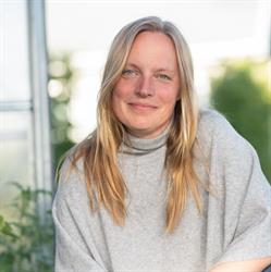 Jalis Development, Tvååker öppettider